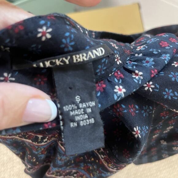 Lucky Brand Dress size Small Black Red Blue Floral Boho Peasant Prairie Knee - Picture 10 of 10